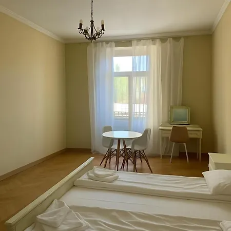 на театральній Apartment Lviv